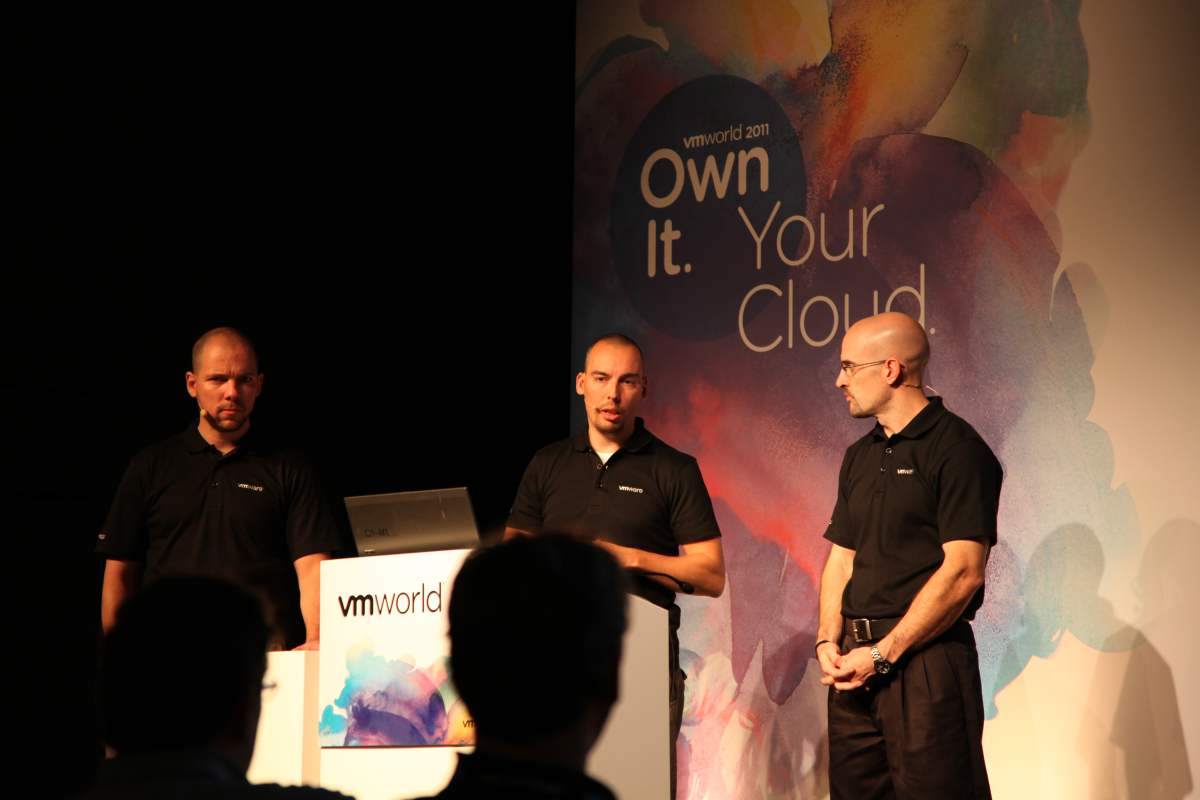 20111019_VMworld2011_010-IMG_9382